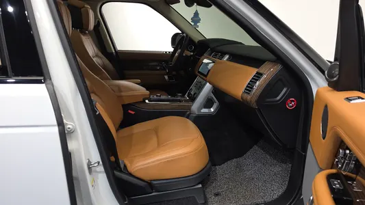 Land Rover 4 D350 Vogue SE 2021 26