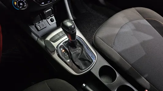 Chevrolet 크루즈 1.4 LS 2017 9