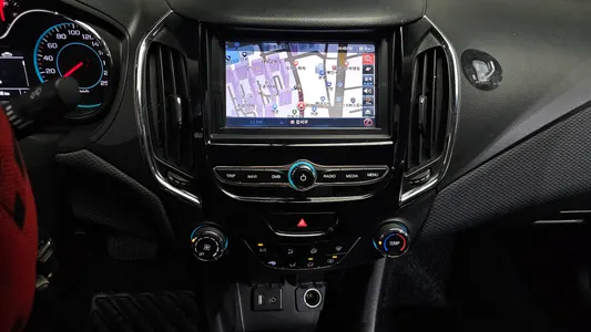 Chevrolet 크루즈 1.4 LS 2017 14