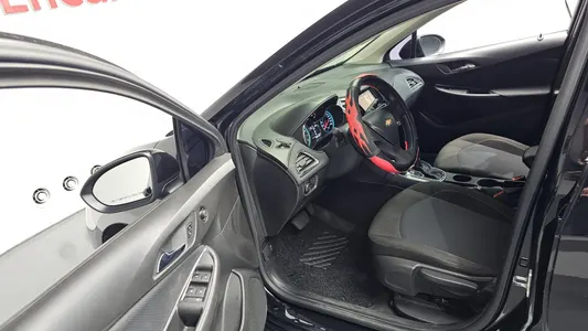 Chevrolet 크루즈 1.4 LS 2017 10