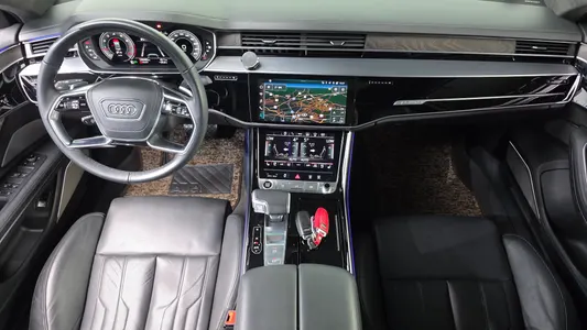Audi A8 (D5) 60 TFSI LWB 2021 7