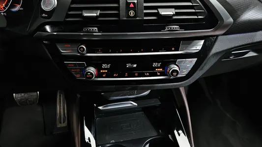BMW X4 (G02) xDrive20i M X 2020 29