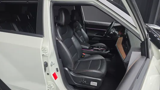 KG Mobility 토레스 HEV 1.5 2WD 2025 12
