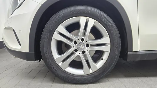Mercedes-Benz GLA-Class X156 GLA200 d 4MATIC 2016 5