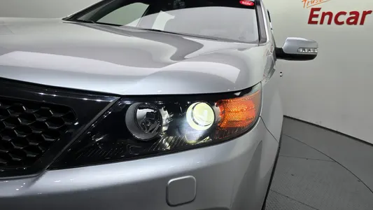 Kia R 2.0 2WD 2011 22