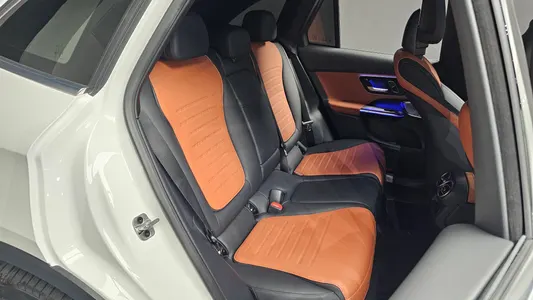 Mercedes-Benz GLC-Class X254 GLC300 4MATIC AMG Line 2026 12
