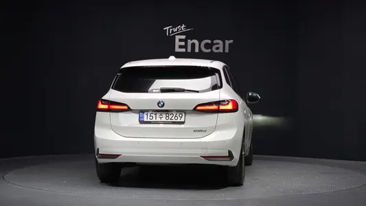 BMW 2 Series Tourer (U06) 218d 2024 4