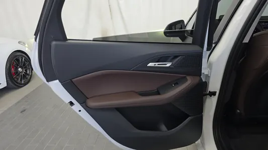 BMW 2 Series Tourer (U06) 218d 2024 25