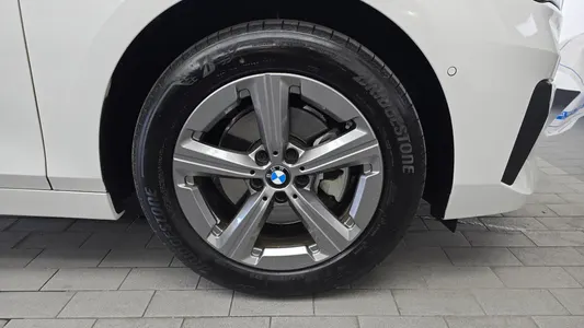 BMW 2 Series Tourer (U06) 218d 2024 21