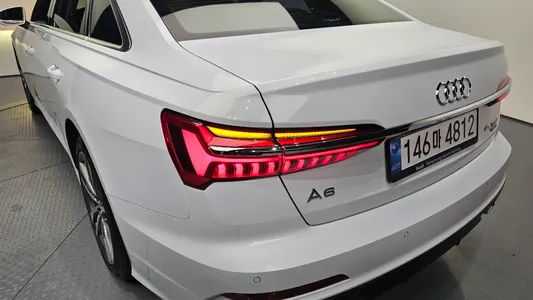 Audi A6 (C8) 45 TFSI 2022 23