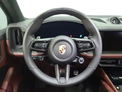 Porsche (PO536) 4.0 GTS 2025 9