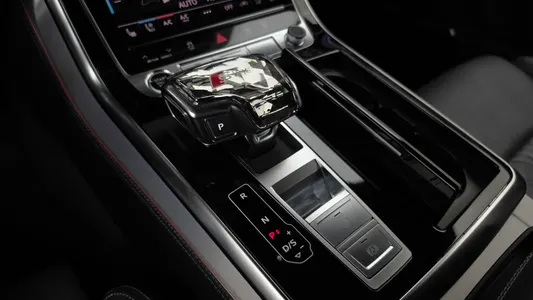 Audi Q8 (4M) 55 TFSI 2023 9