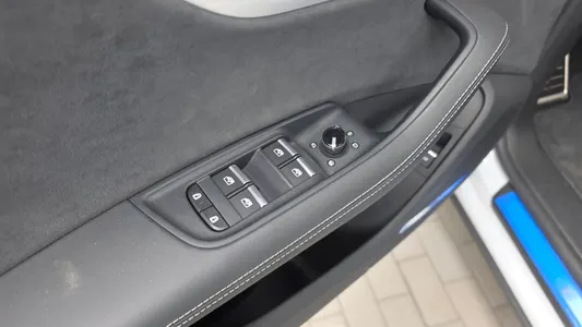 Audi Q8 (4M) 55 TFSI 2023 29