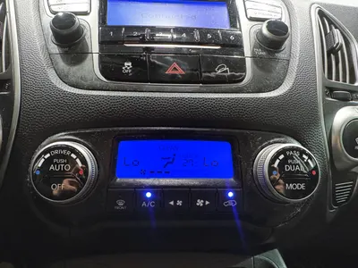 Hyundai ix 2WD LX20 2010 11