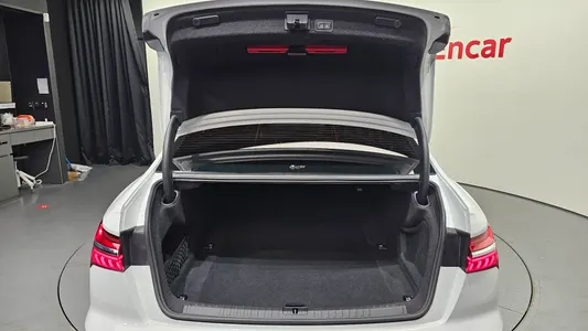 Audi A6 (C8) 45 TFSI 2023 31