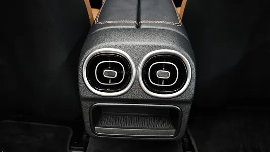 Mercedes-Benz CLE-Class C236 CLE200 2025 33