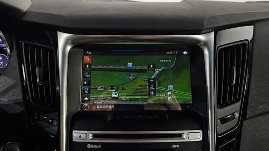 Hyundai YF Y20 2011 17