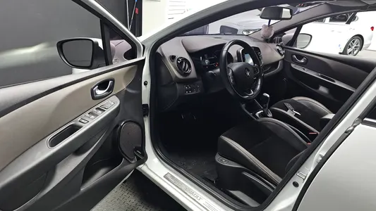 Renault Korea 클리오 2018 10