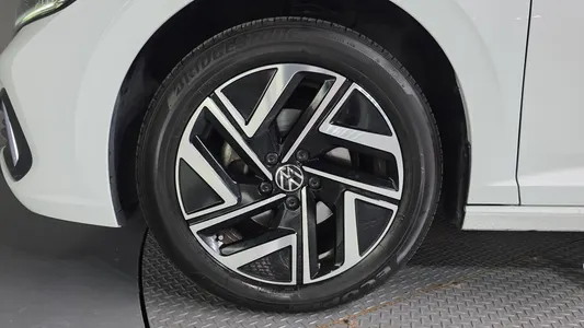 Volkswagen 7 1.5 TSI 2023 5