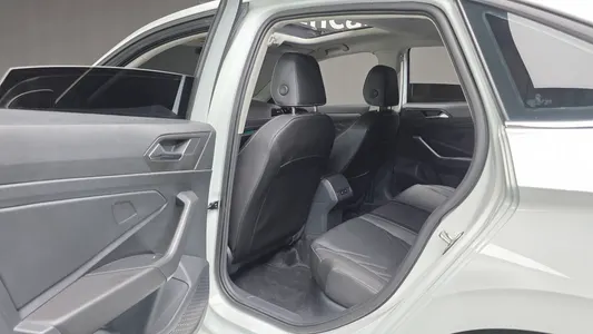 Volkswagen 7 1.5 TSI 2023 17