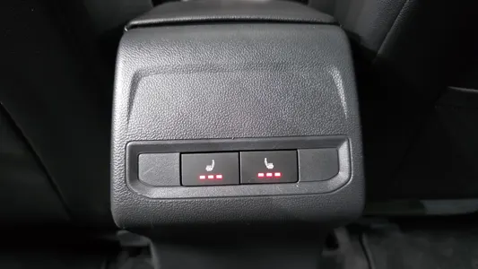 Volkswagen 7 1.5 TSI 2023 18
