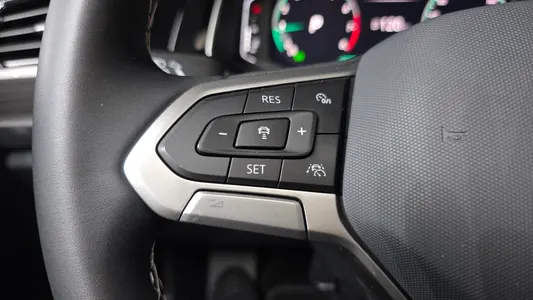 Volkswagen 7 1.5 TSI 2023 27