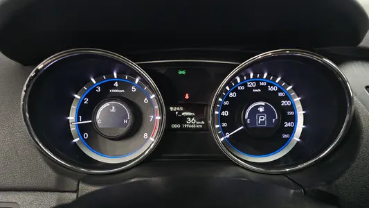 Hyundai 쏘나타 더 브릴리언트 LPI 2013 8