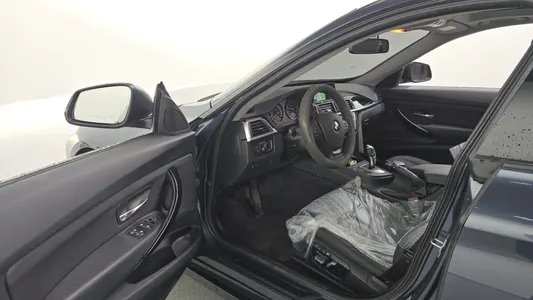 BMW 3 Series GT (F34) GT 320d xDrive 2017 10