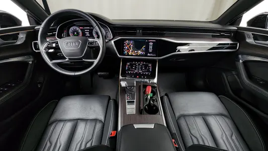 Audi A7 (4K) 55 TFSI 2022 7