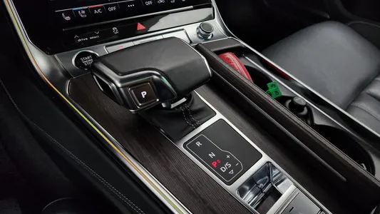Audi A7 (4K) 55 TFSI 2022 9