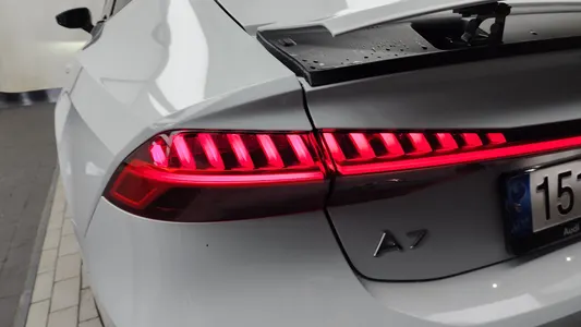 Audi A7 (4K) 55 TFSI 2022 21