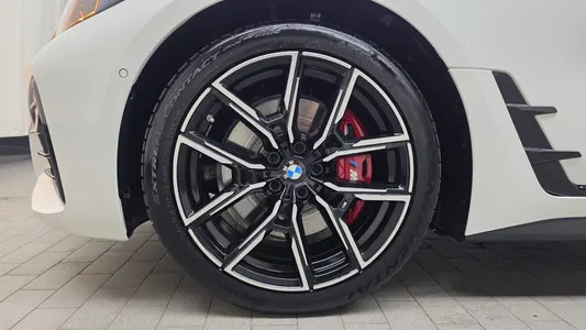 BMW 4 Series (G22) 420i M 2025 4