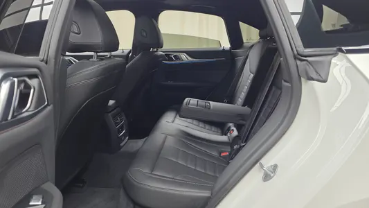 BMW 4 Series (G22) 420i M 2025 11