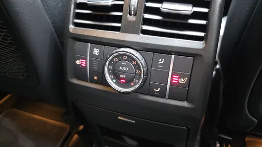 Mercedes-Benz GLE-Class W166 GLE350 d 4MATIC 2018 18