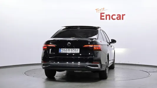 Volkswagen 7 1.5 TSI 2023 4