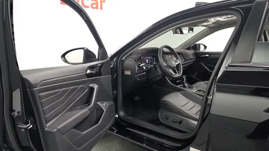 Volkswagen 7 1.5 TSI 2023 10
