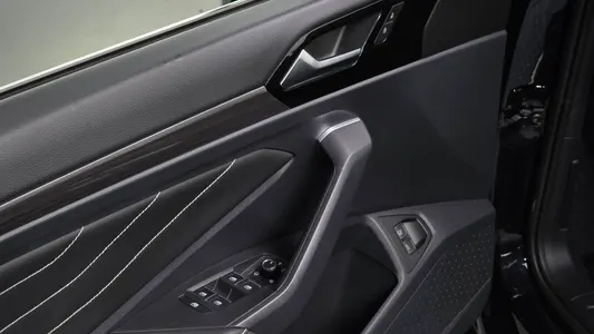 Volkswagen 7 1.5 TSI 2023 16