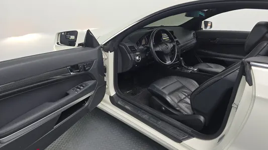 Mercedes-Benz E-Class W212 E350 2010 10