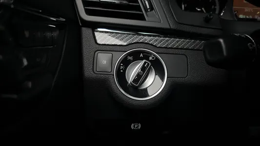 Mercedes-Benz E-Class W212 E350 2010 16
