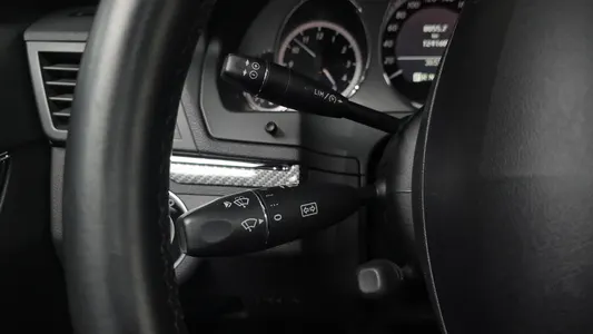 Mercedes-Benz E-Class W212 E350 2010 17