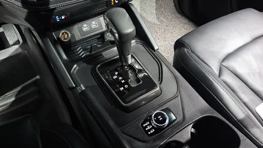 KG Mobility 렉스턴 스포츠 2.2 4WD 2022 9