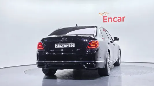 Kia K9 3.8 GDI AWD 2021 4