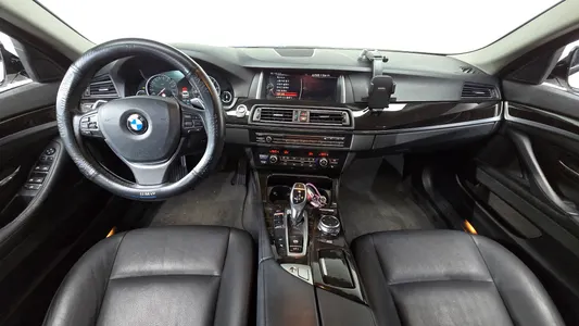 BMW 5 Series (F10) 528i M 2016 7