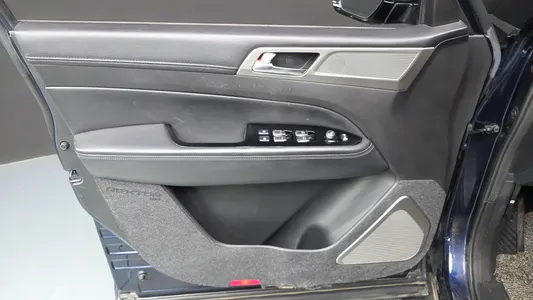 KG Mobility G4 2.2 4WD 2018 24