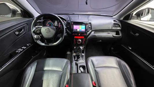 KG Mobility 티볼리 에어 1.6 RX 2WD 2016 7