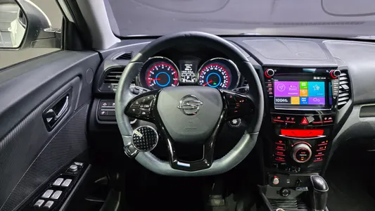 KG Mobility 티볼리 에어 1.6 RX 2WD 2016 13