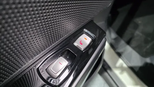 KG Mobility 티볼리 에어 1.6 RX 2WD 2016 19