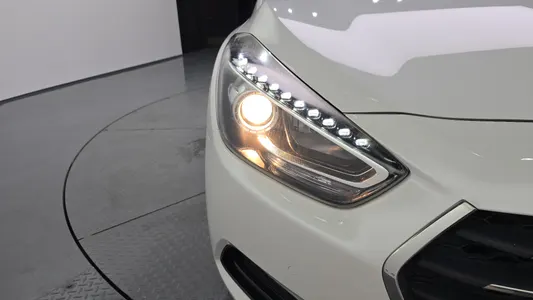 Hyundai i40 1.7 VGT 2015 22