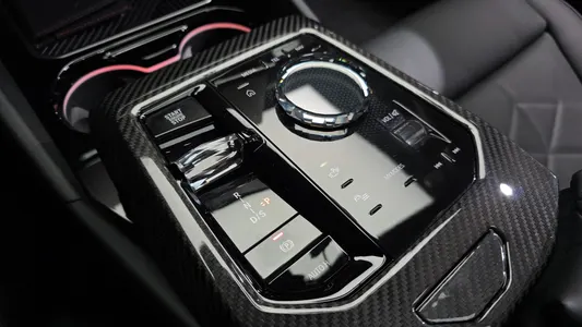 BMW 5 Series (G60) 530i xDrive M 2025 9