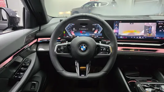 BMW 5 Series (G60) 530i xDrive M 2025 13